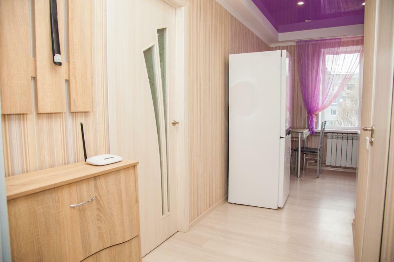 Semi-Luxury Apartment On Zaporozhskaya 9 Zaporizhia Exterior photo
